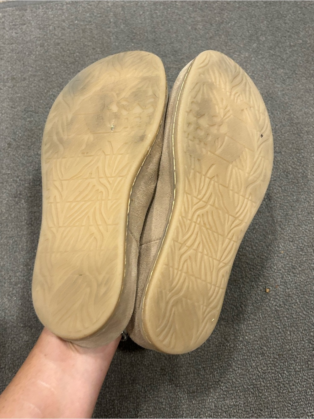 Born Women's Elliot Suede Slip-On Clog - Picture 4 of 7